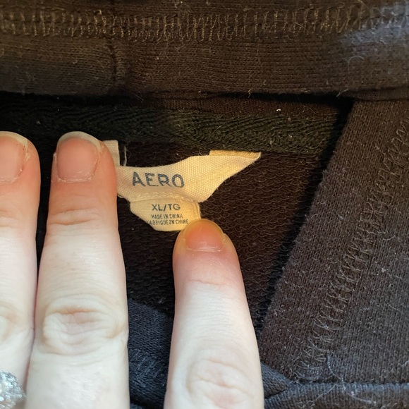 Black Aeropostale cropped sweater (SOLD) - Picture 2 of 3